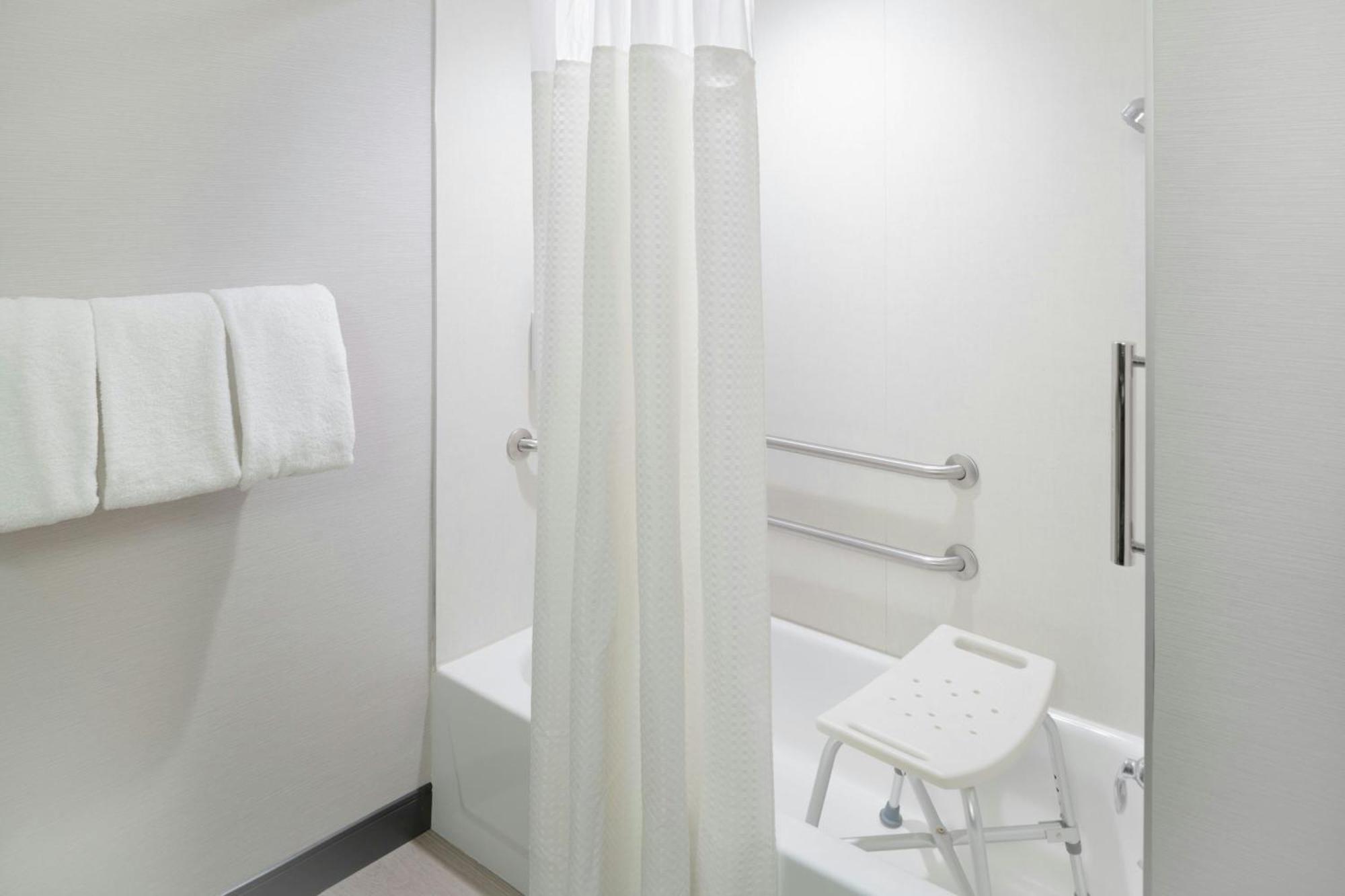 Courtyard By Marriott Providence Lincoln Hotel Luaran gambar